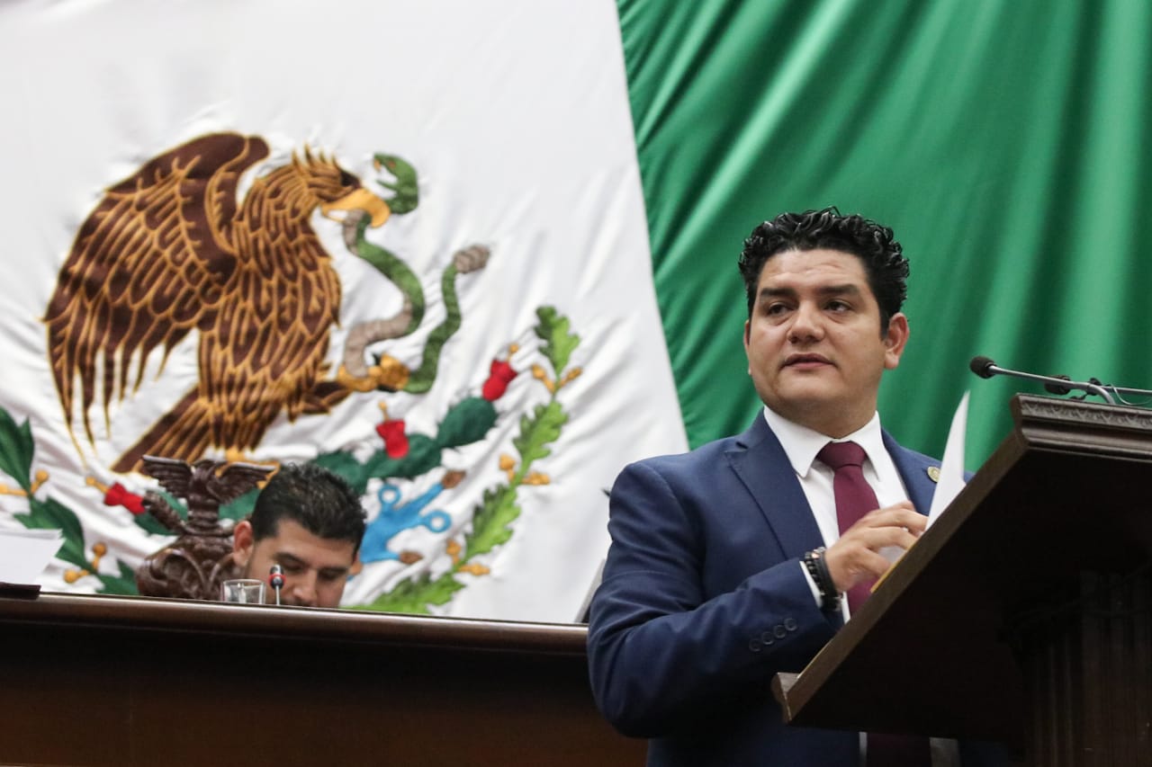  Toño Madriz pide a la SCT ampliar a cuatro carriles la Siglo XXI