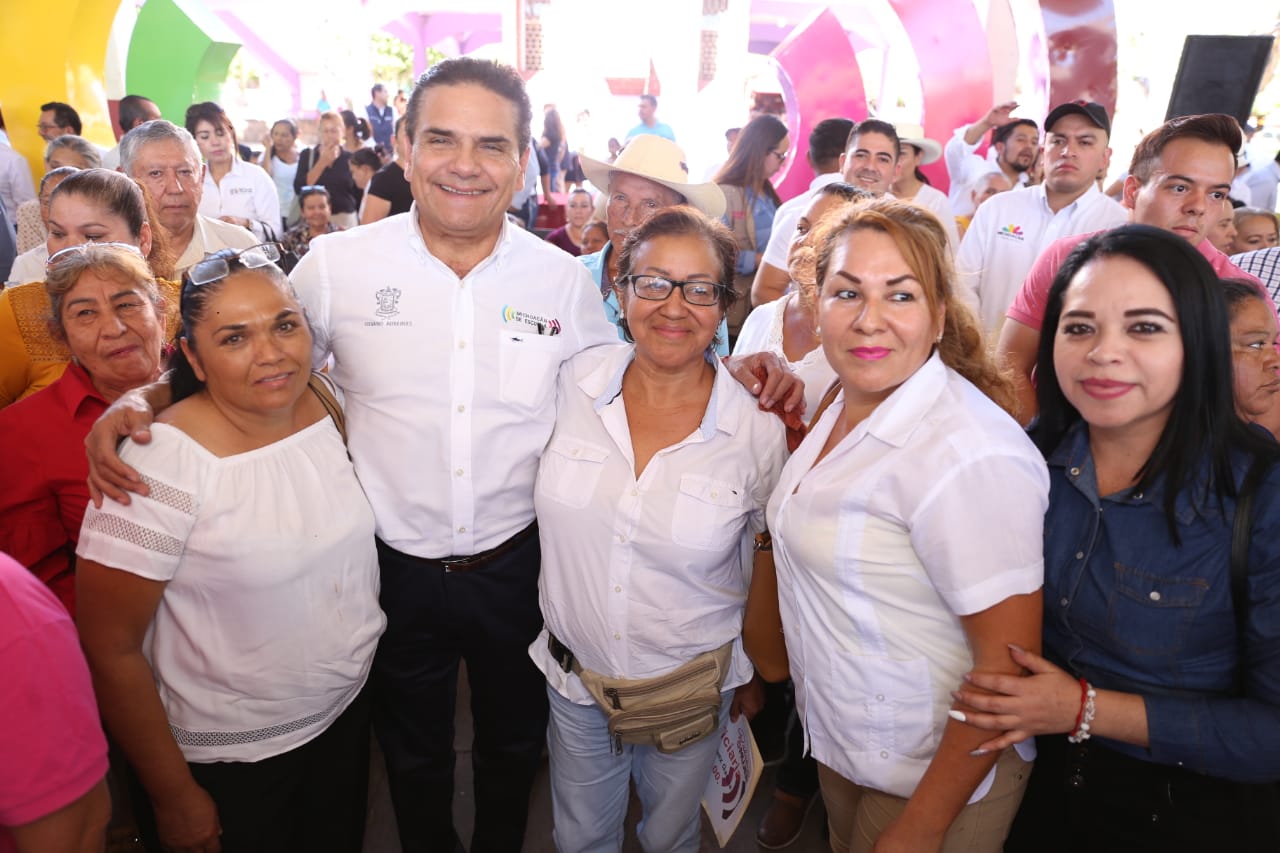 En Apatzingán, familias empoderadas y unidas: Silvano Aureoles