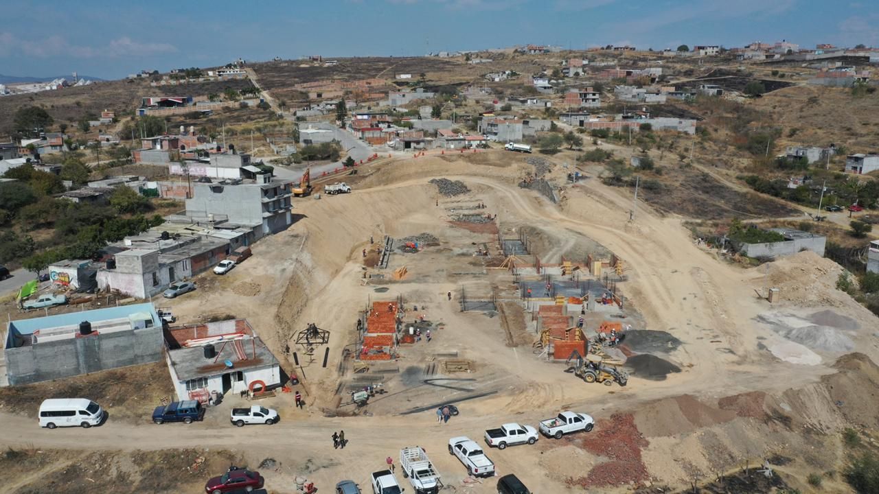  Raúl Morón supervisa obras al Nororiente de la ciudad