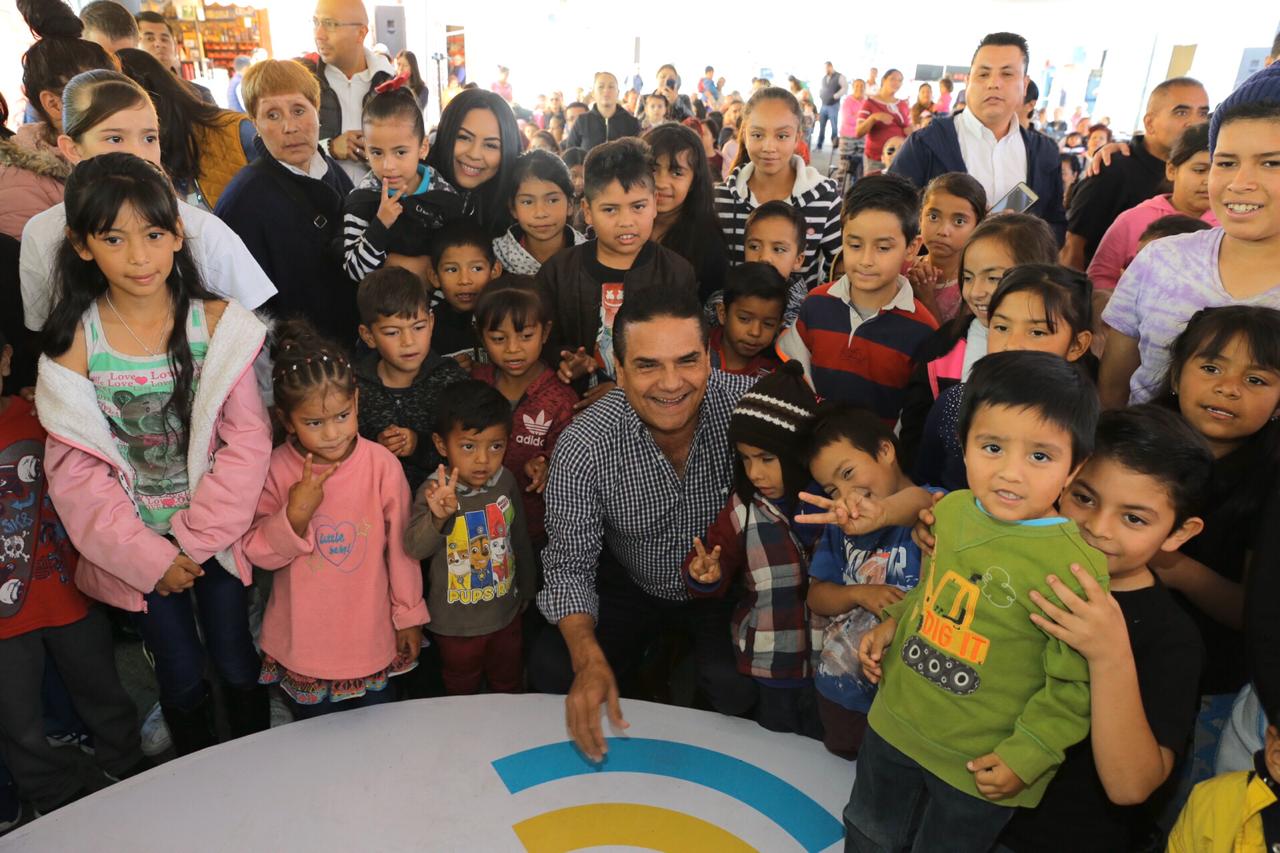  Las niñas y niños, tesoro más grande que tenemos: Silvano Aureoles