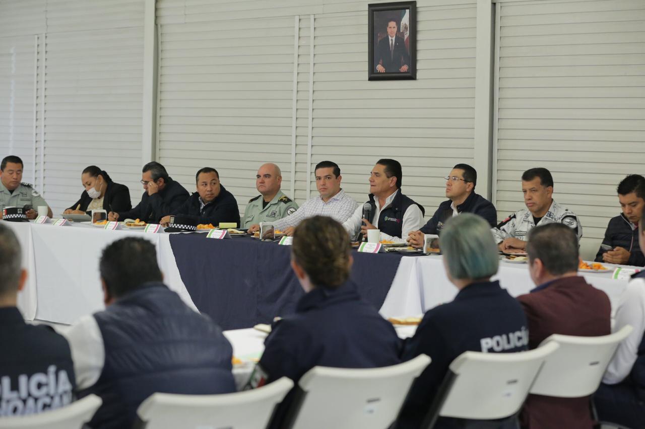 Convocan a ayuntamientos a sumarse a certificación policial