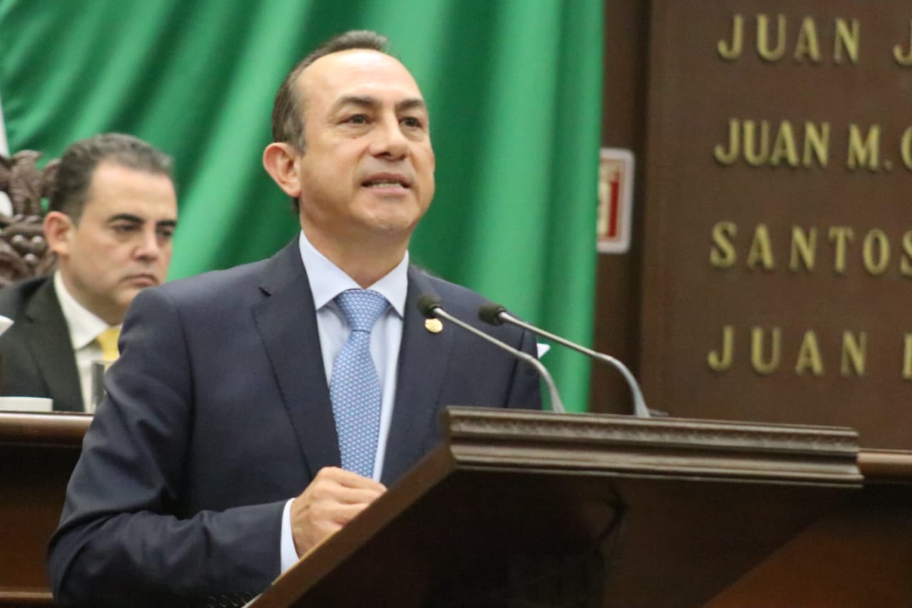  Antonio Soto propone que no se limite la libertad de diputados para pertenecer al Grupo Parlamentario que determine