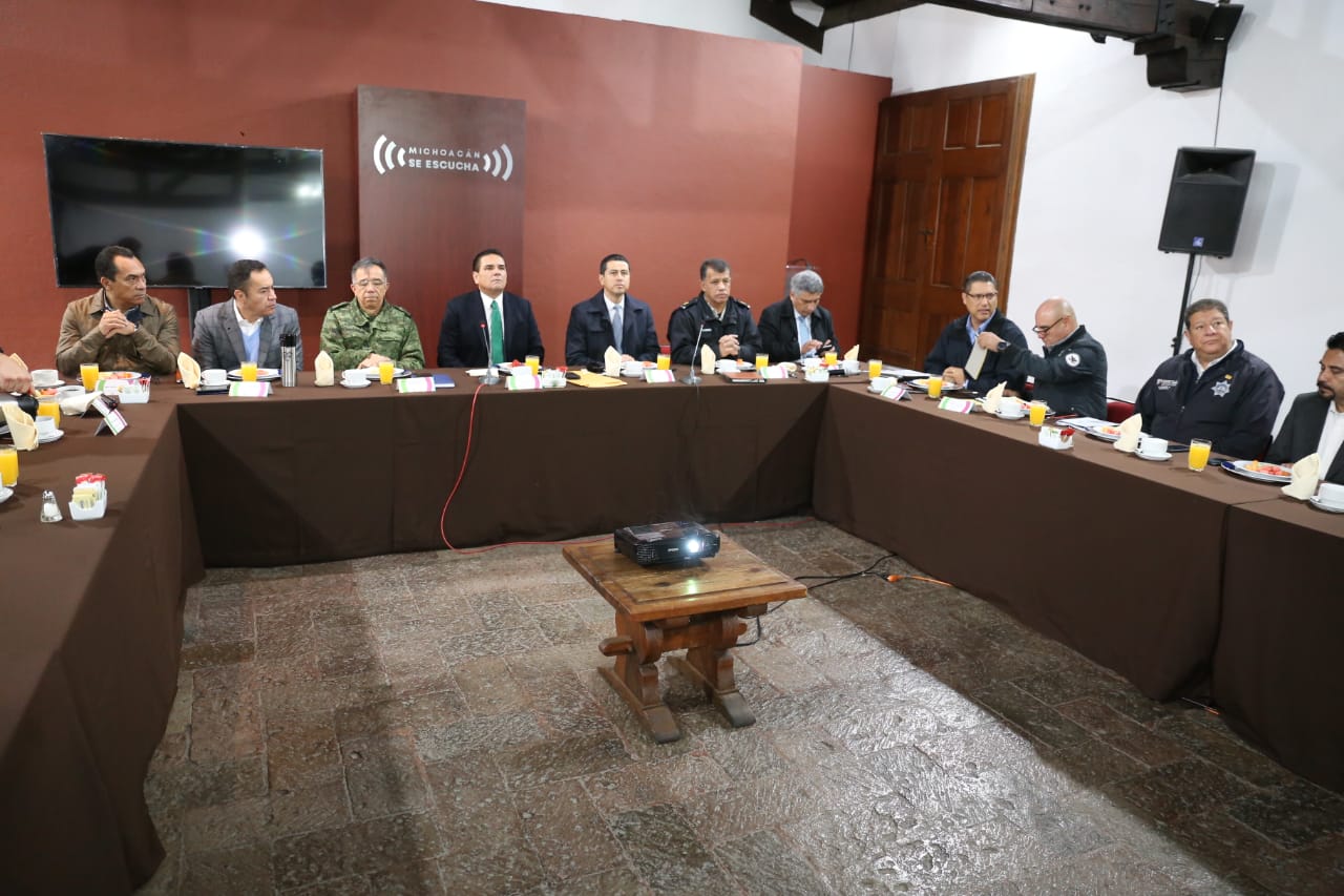  Detienen a los primeros 5, con armas, en Uruapan; “no cederemos”