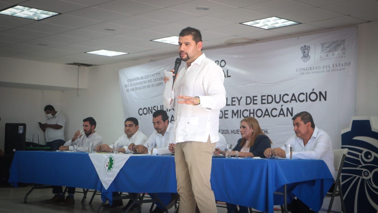 Con gran éxito concluyó Foro Estatal para la construcción de la Ley de Educación en Huetamo: Octavio Ocampo