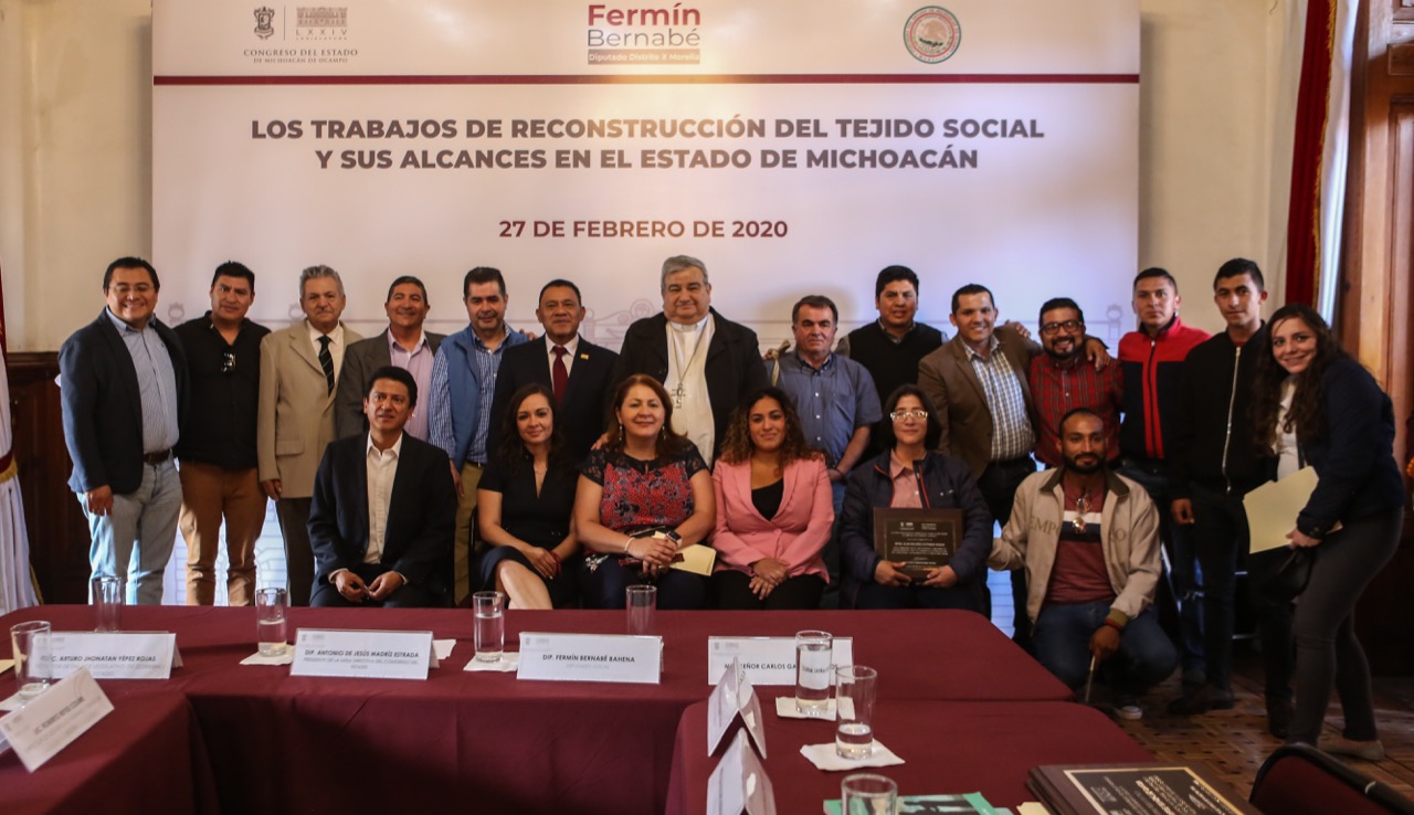 A reconstruir tejido social del estado llama Fermín Bernabé