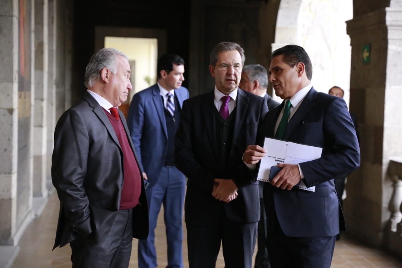 Consolidar a Michoacán como modelo educativo: Silvano Aureoles