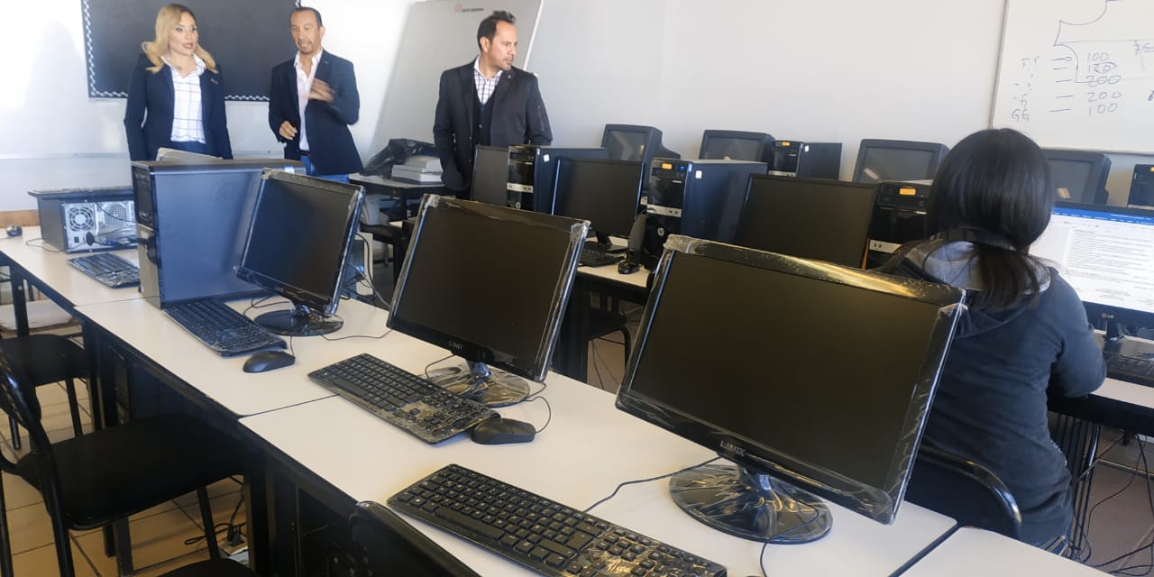  Dotan de equipo especializado a la UTM