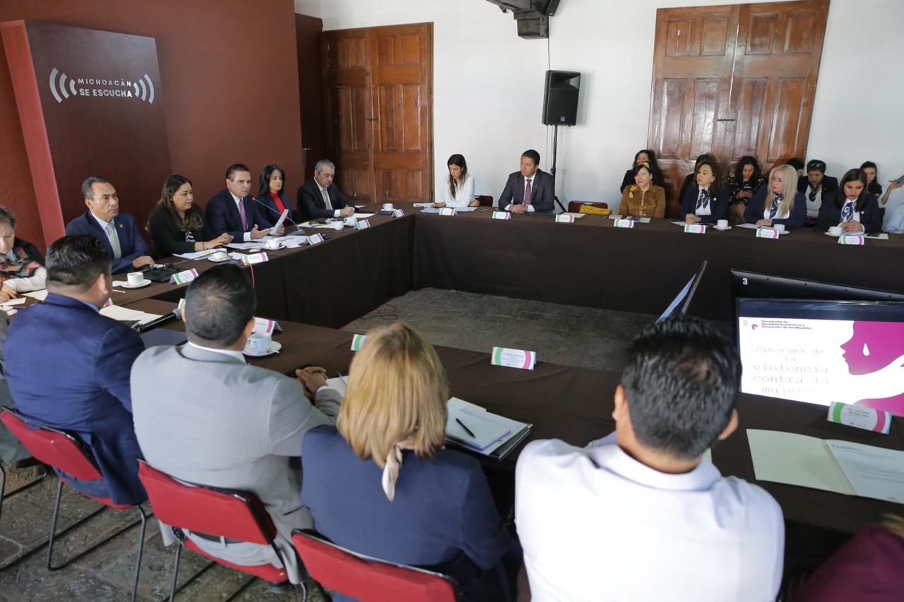  Respeto hacia las mujeres debe ser la forma de vida: Silvano Aureoles