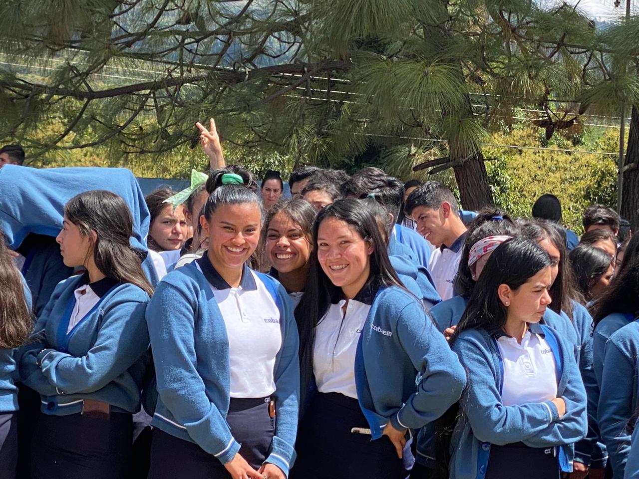  Mejoran espacios y ambientes de aprendizaje en Cobaem de Ario de Rosales