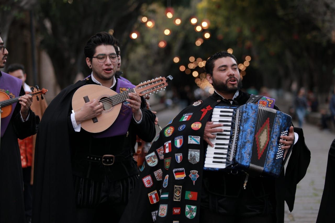  Ayuntamiento promueve convivencia familiar y proyecta a la ciudad como destino de romance