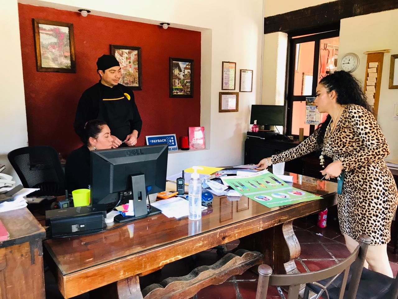  En hoteles y restaurantes, medidas preventivas ante el COVID-19