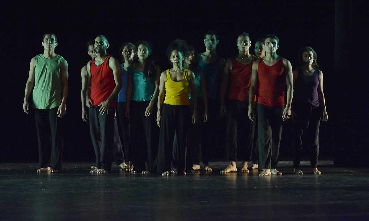  Michoacán recibirá “Migrantes”, danza que retrata el éxodo de miles de personas alrededor del planeta