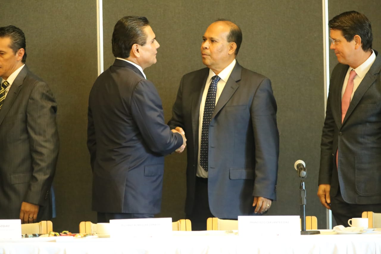 Apuntalar la Plataforma Logística LC-Manzanillo, el reto: Silvano Aureoles