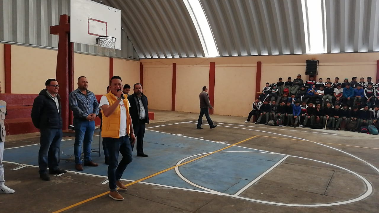  Jóvenes de Villa Madero reciben charla sobre violencia de género