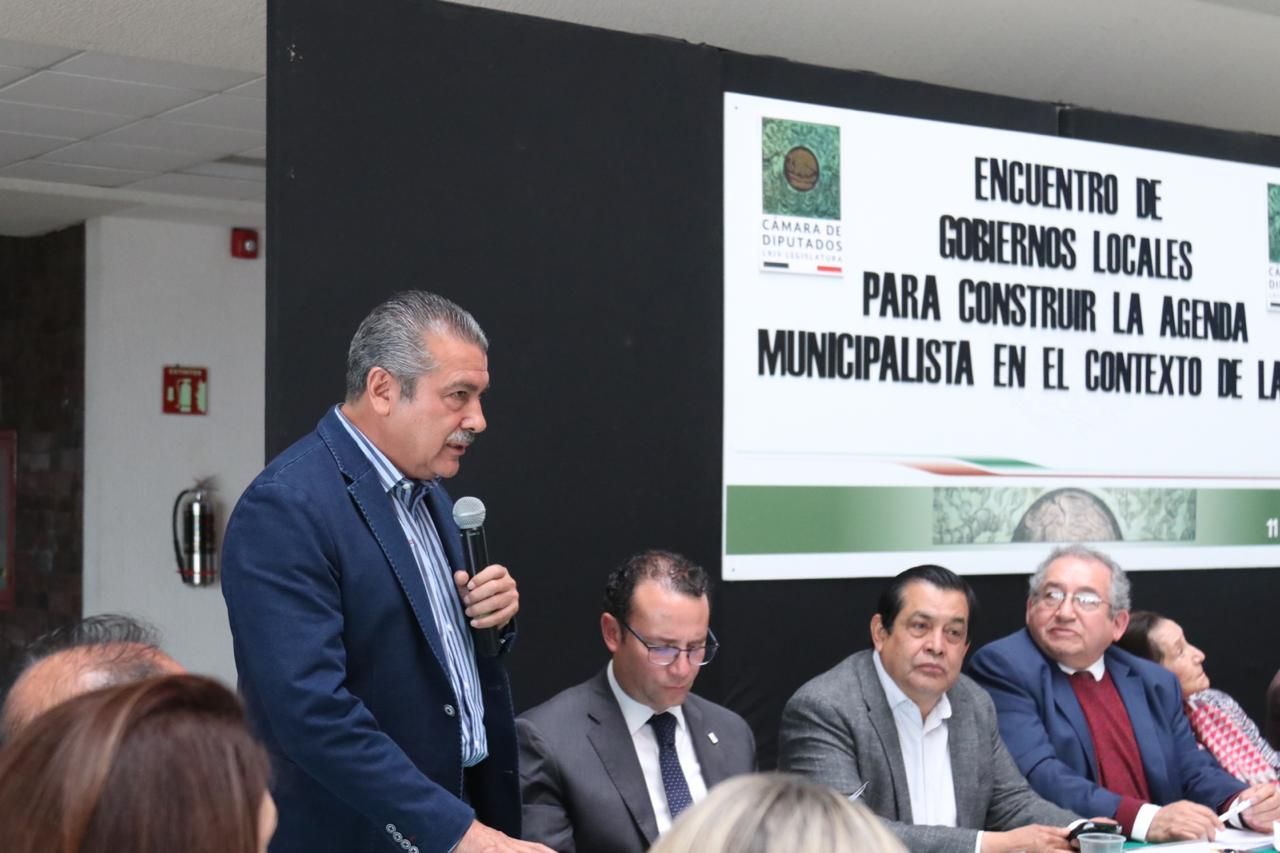  Urge Raúl Morón a fortalecer los gobiernos municipales en la Constitución