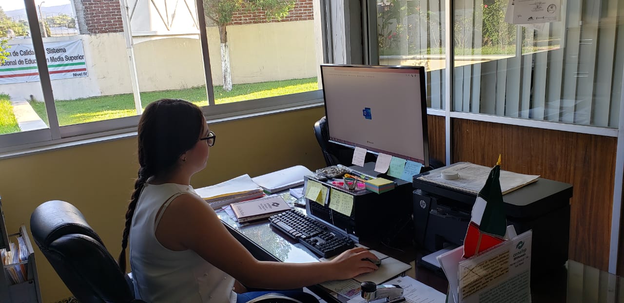  Mantiene Conalep trabajo a través de aulas virtuales