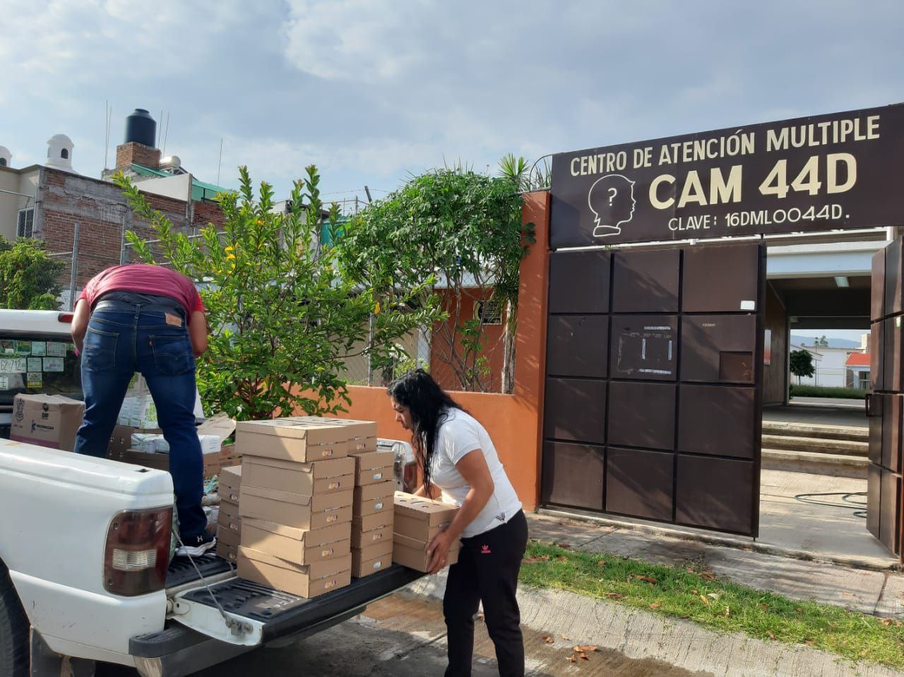  Beneficia DIF a más de 8 mil niños con desayunos escolares durante la contingencia