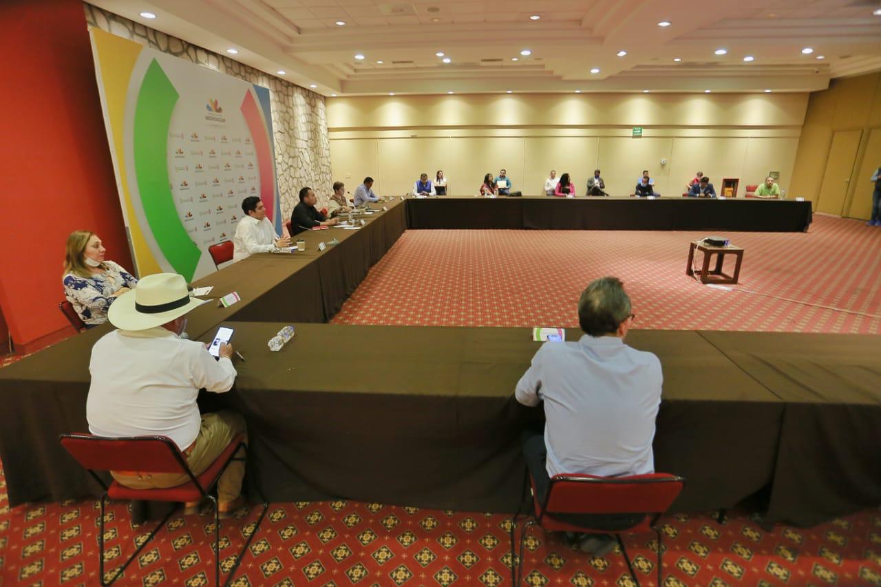  Mantienen Ejecutivo y Legislativo comunicación permanente ante COVID-19