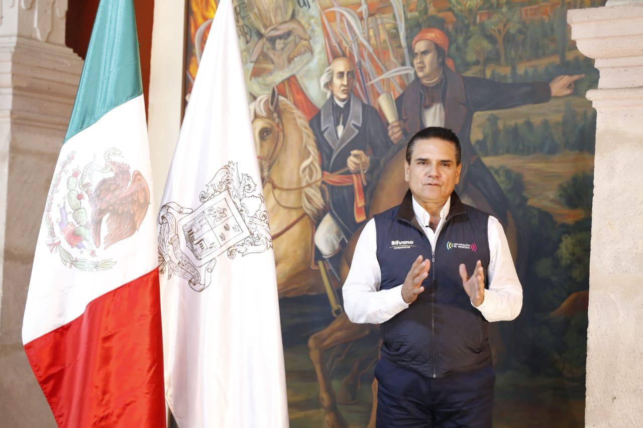  Llama Silvano Aureoles a migrantes a posponer visita a Michoacán
