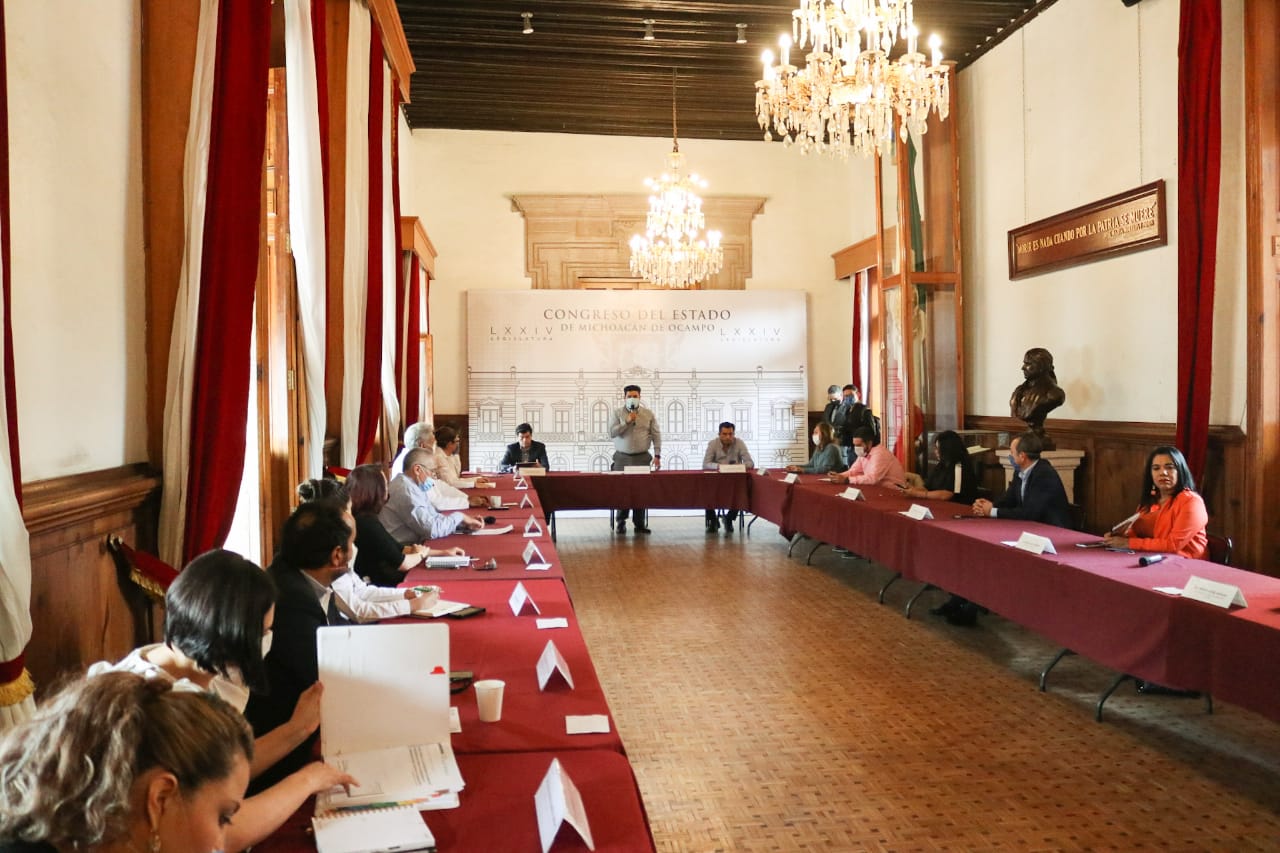  Diputados y autoridades sanitarias contra expansión del Covid-19