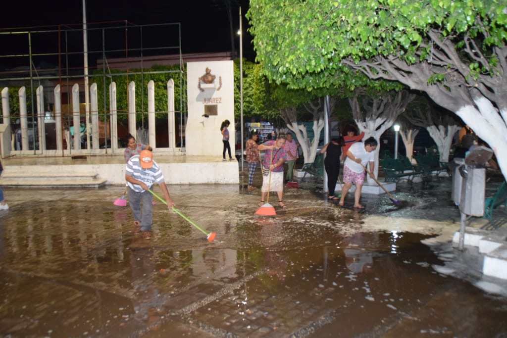  Fortalecen municipios medidas contra COVID-19