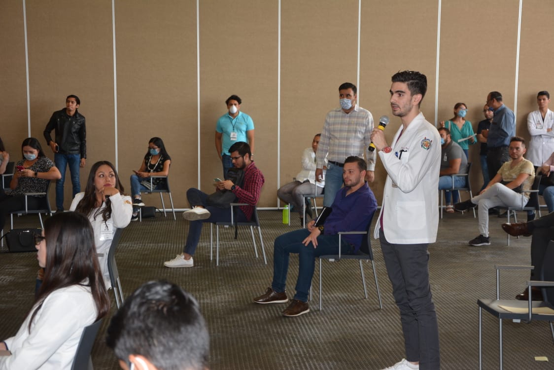  COMUNIDAD NICOLAITA DEL ÁREA DE SALUD SOSTIENE REUNIÓN CON AUTORIDADES ESTATALES