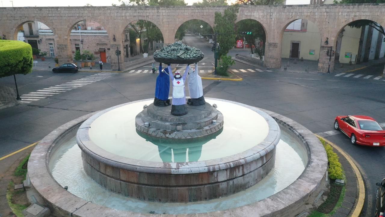  Gobierno de Morelia rinde honores a profesionales de la salud
