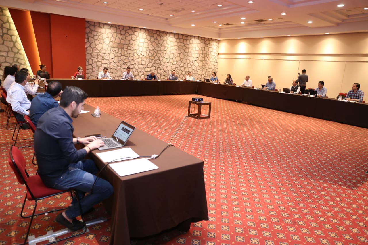  Instala Gobernador Comité de Crisis ante COVID-19