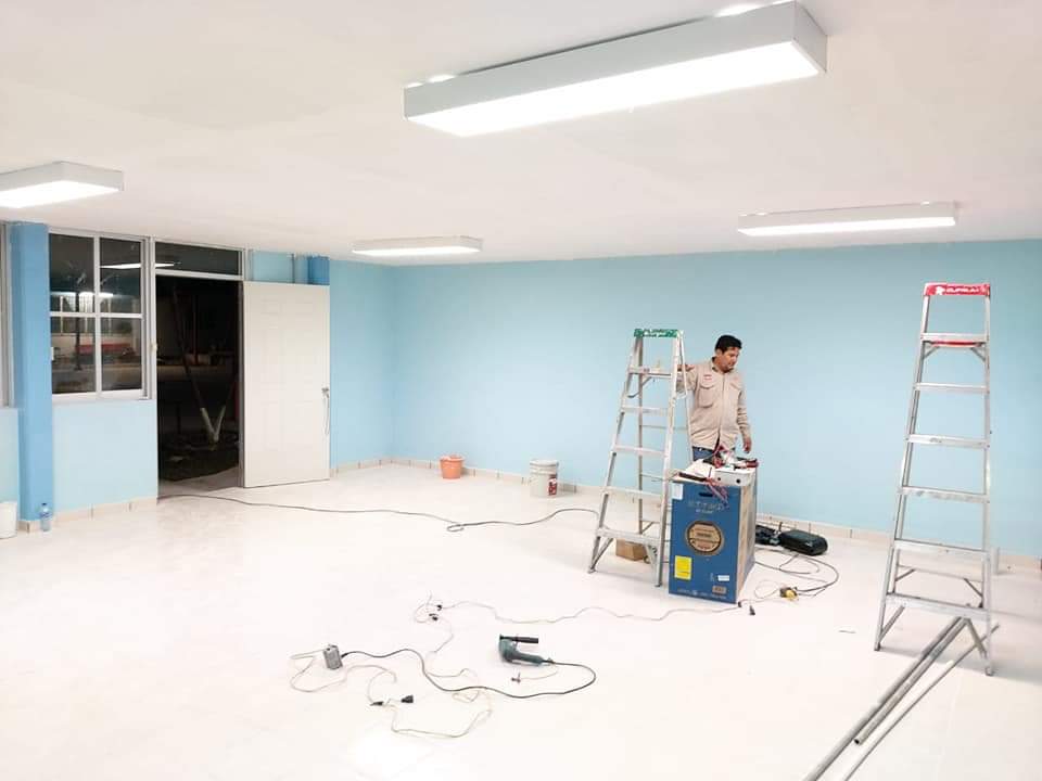  Mejoran espacios educativos en planteles de la región La Huacana del Cobaem