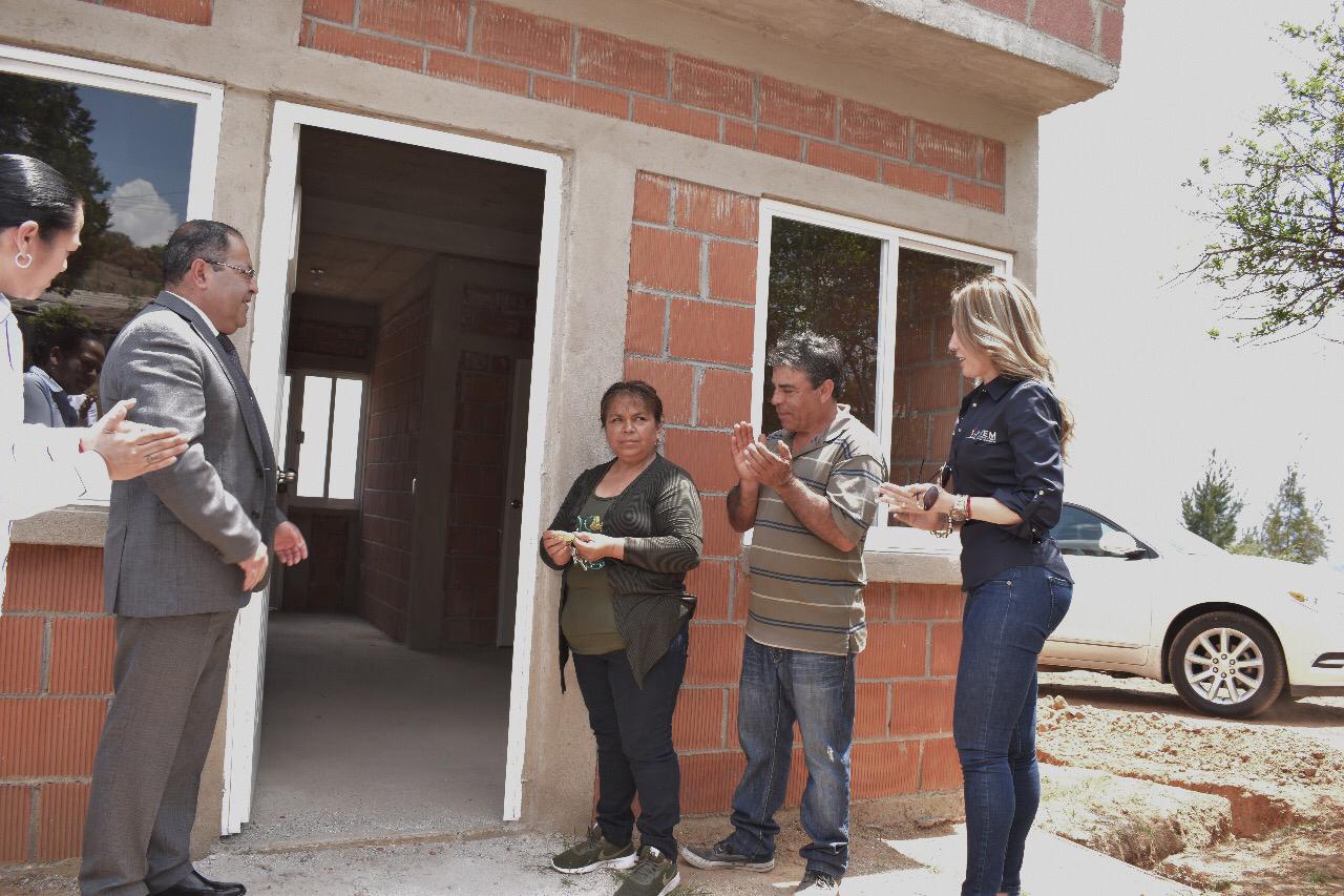  Entrega IVEM 57 viviendas a ciudadanos de Ciudad Hidalgo