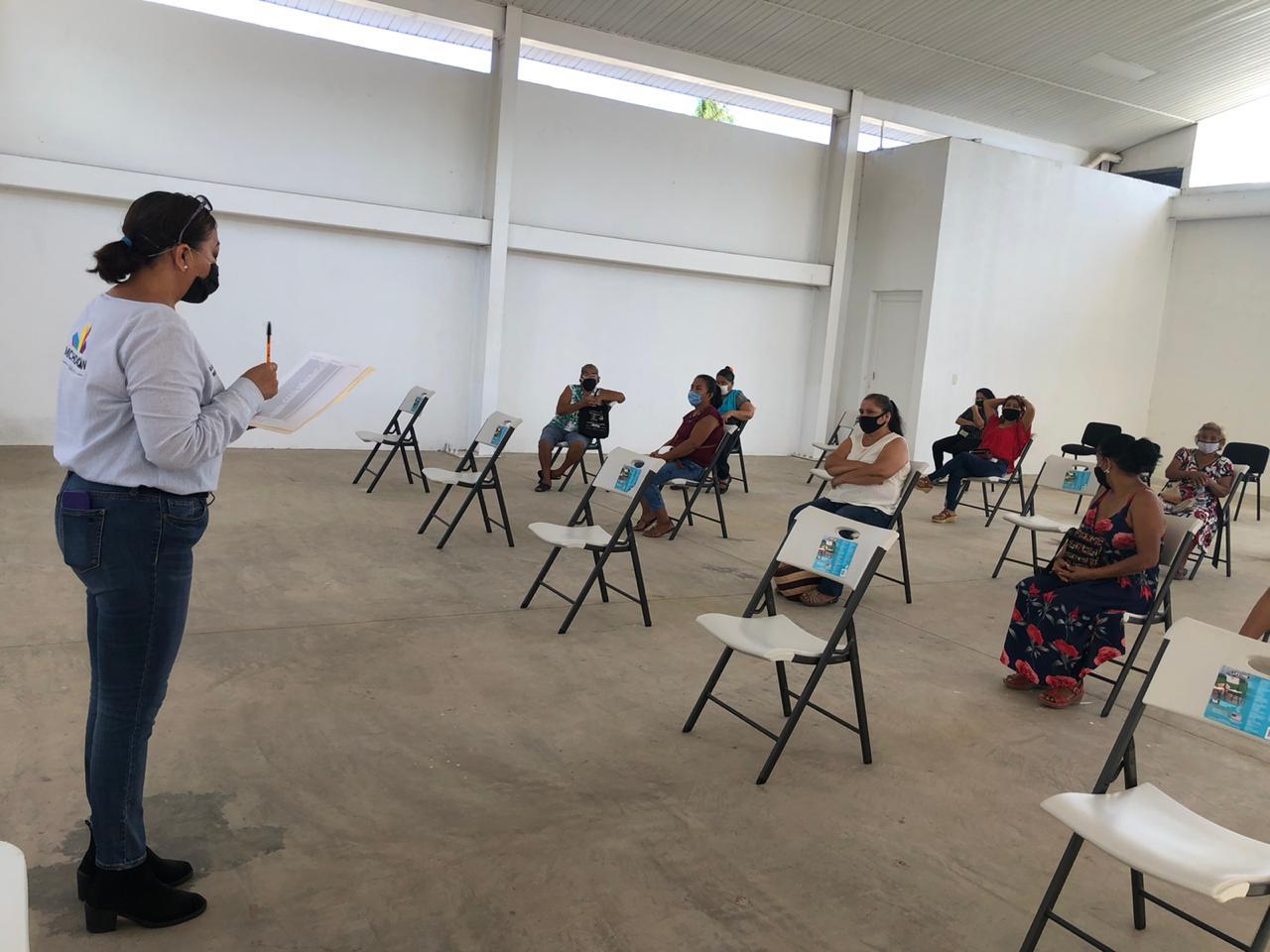  En LC, entrega Gobierno Estatal 58 créditos de Palabra de Mujer