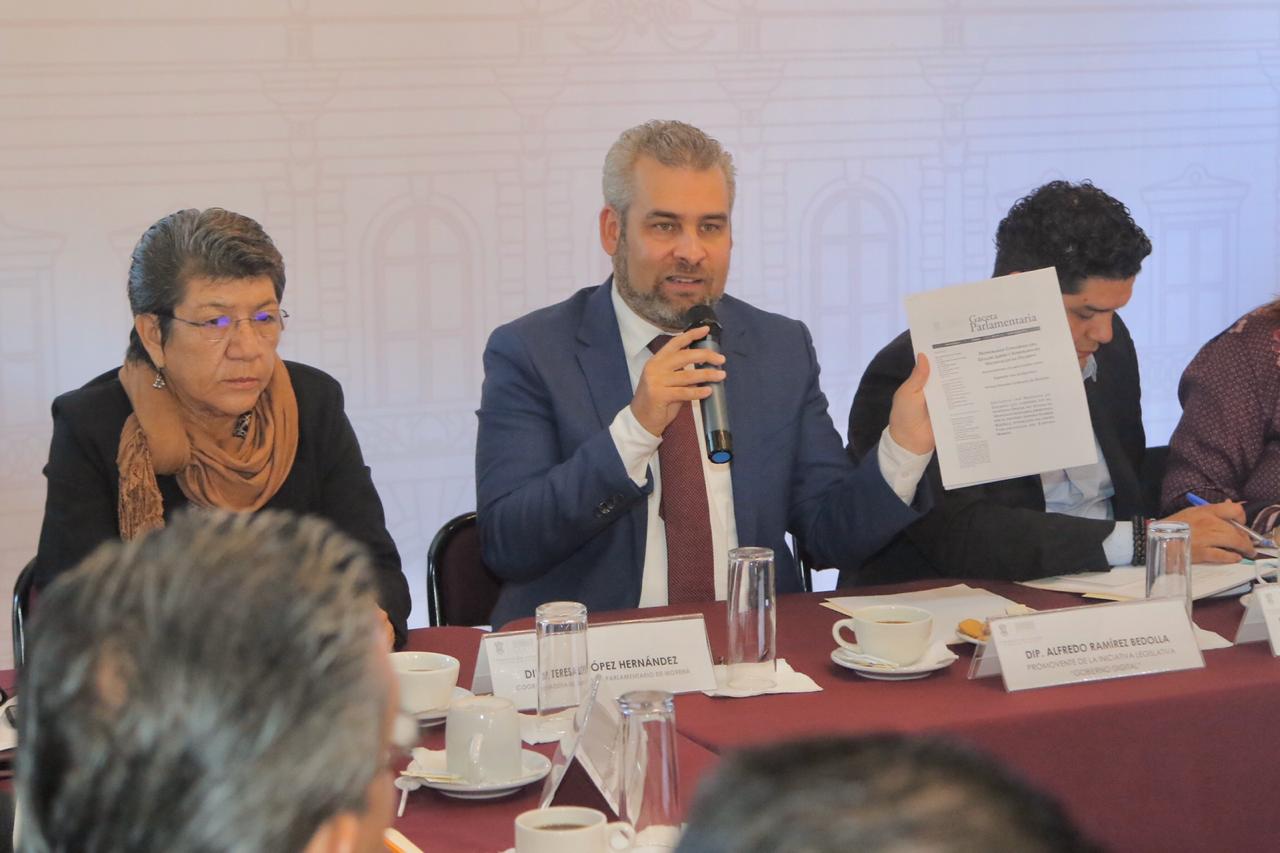 La nueva normalidad demanda aprobar la ley de gobiernos digitales: Alfredo Ramírez