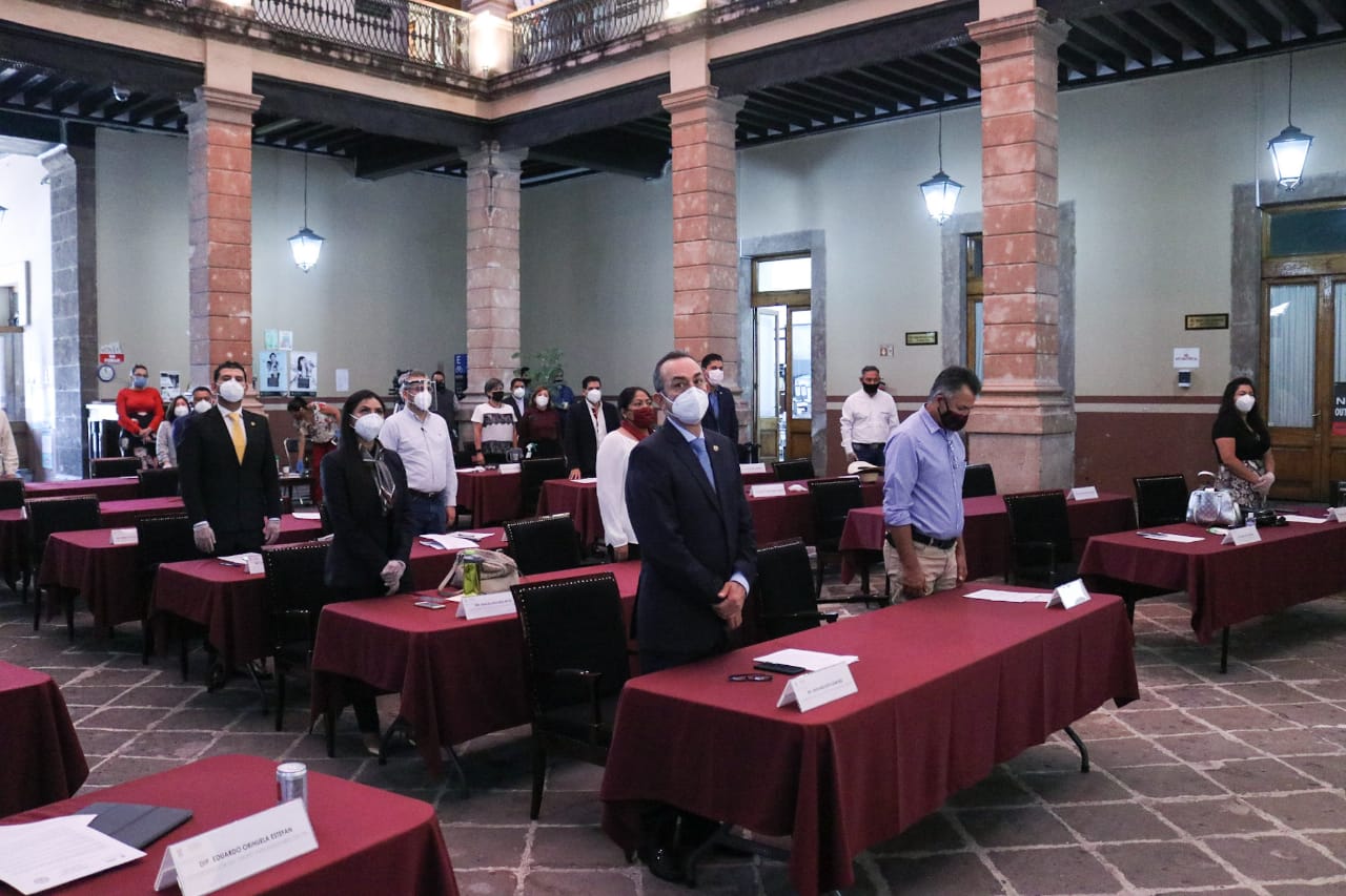  Obligarán al transporte público por Ley a realizar sus paradas en zonas establecidas por autoridades