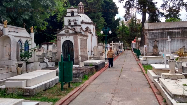 Por contingencia, Ayuntamiento de Morelia cerrará cementerios del 8 al 11 de mayo