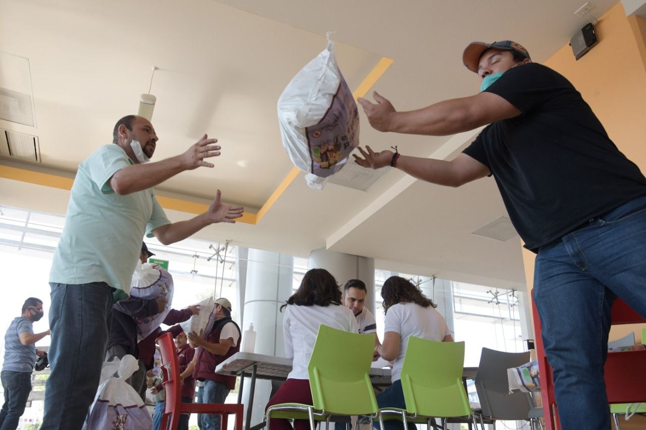 Agiliza Raúl Morón entrega de despensas del programa de Seguridad Alimentaria