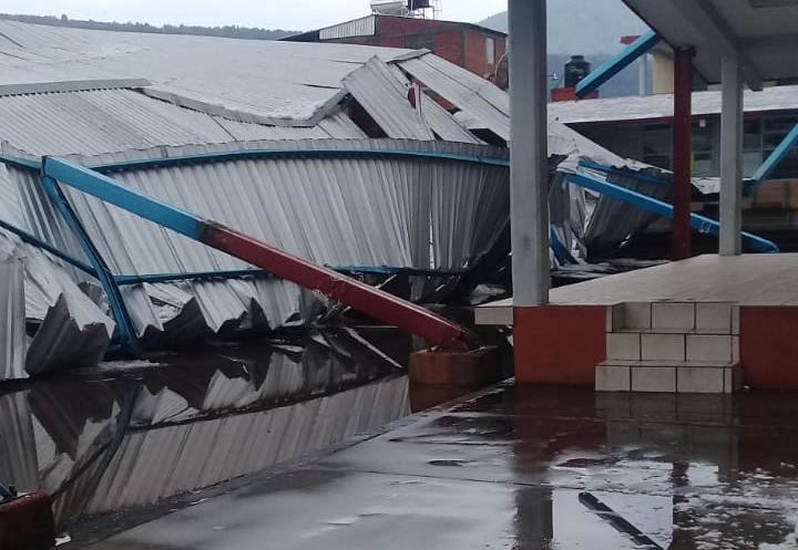  Revisará IIFEEM daños por granizada en primaria de Paracho