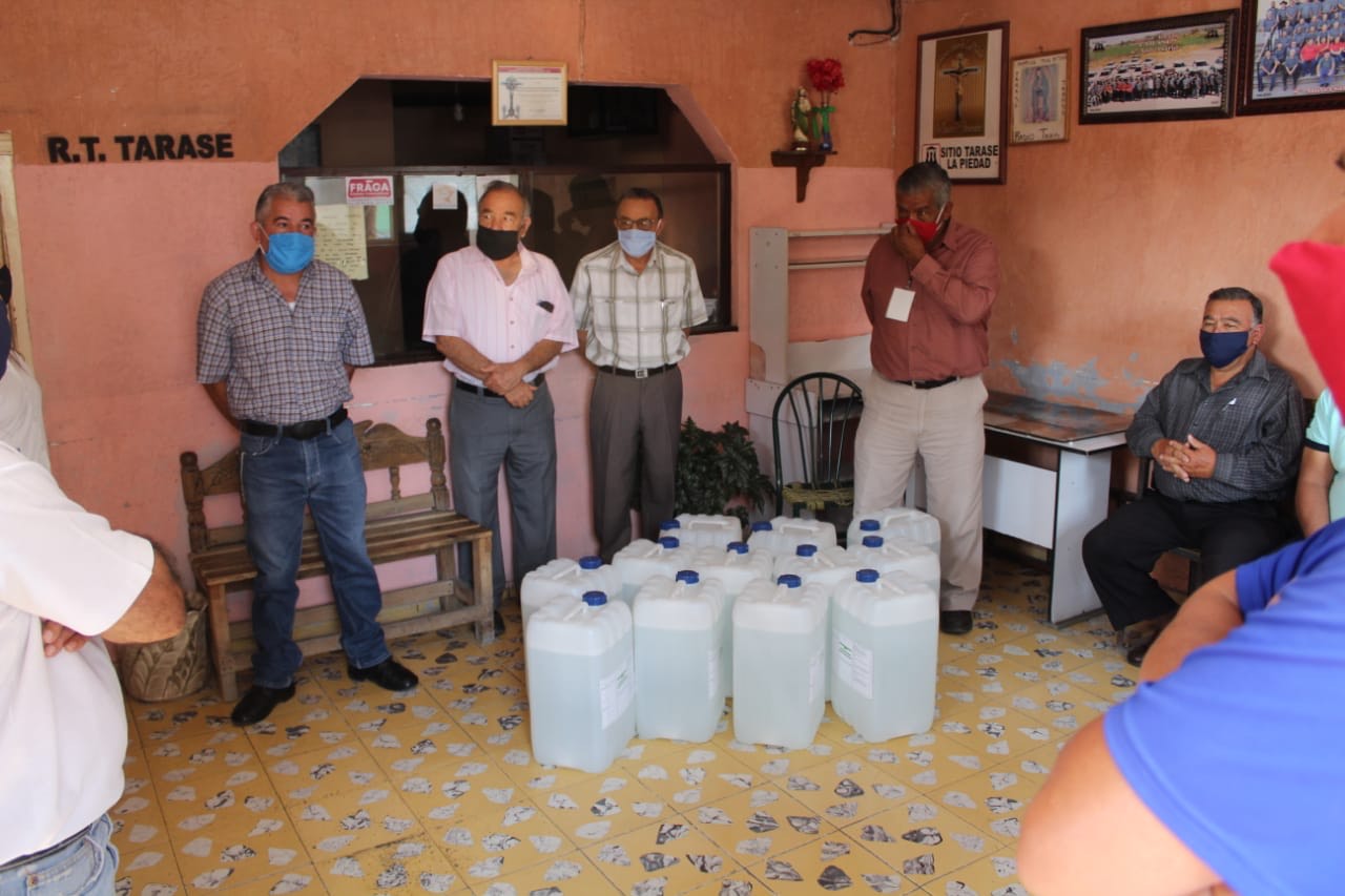  Llama Adriana Hernández a reforzar las redes sociales de apoyo