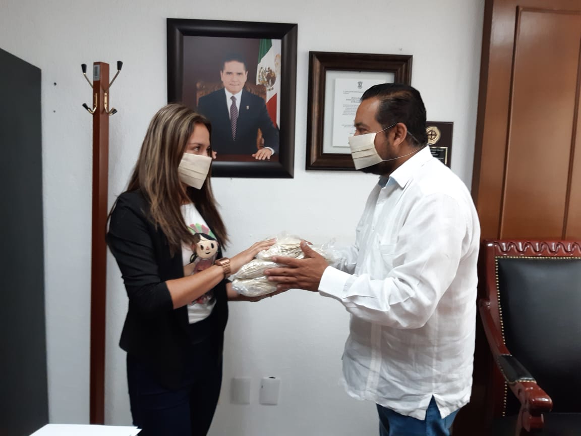  Entrega ICTI cubrebocas al ayuntamiento de Tlalpujahua