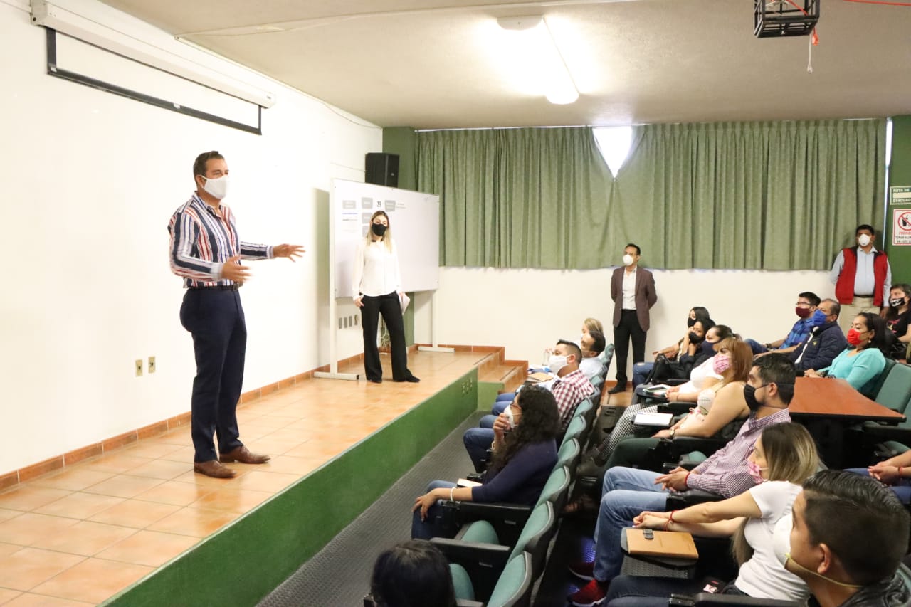  Otorga IEESSPP estímulo económico a sus trabajadores