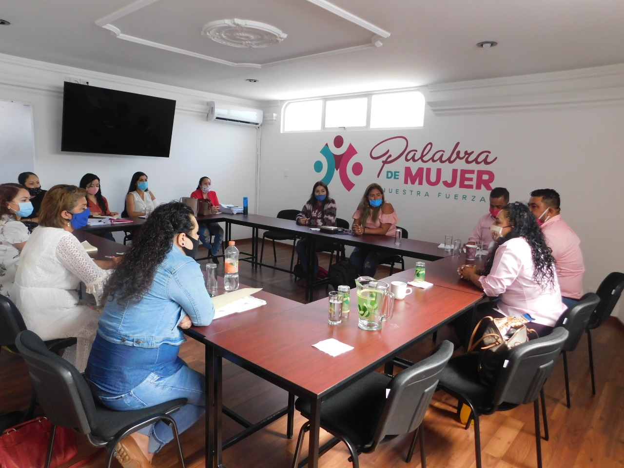 Refuerzan acciones de Palabra de Mujer en tres municipios