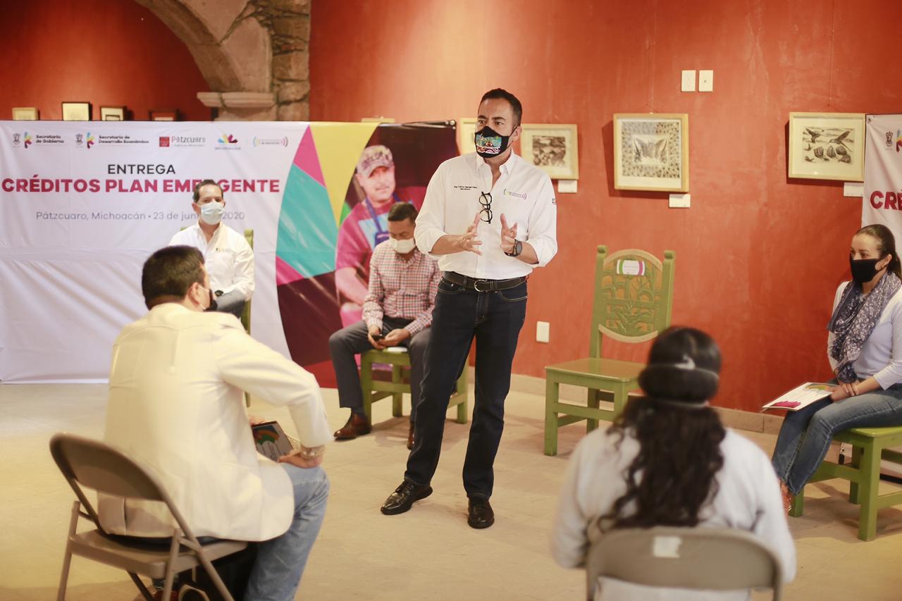  Entrega Carlos Herrera créditos del Plan Emergente por más de 1.1 mdp en Pátzcuaro