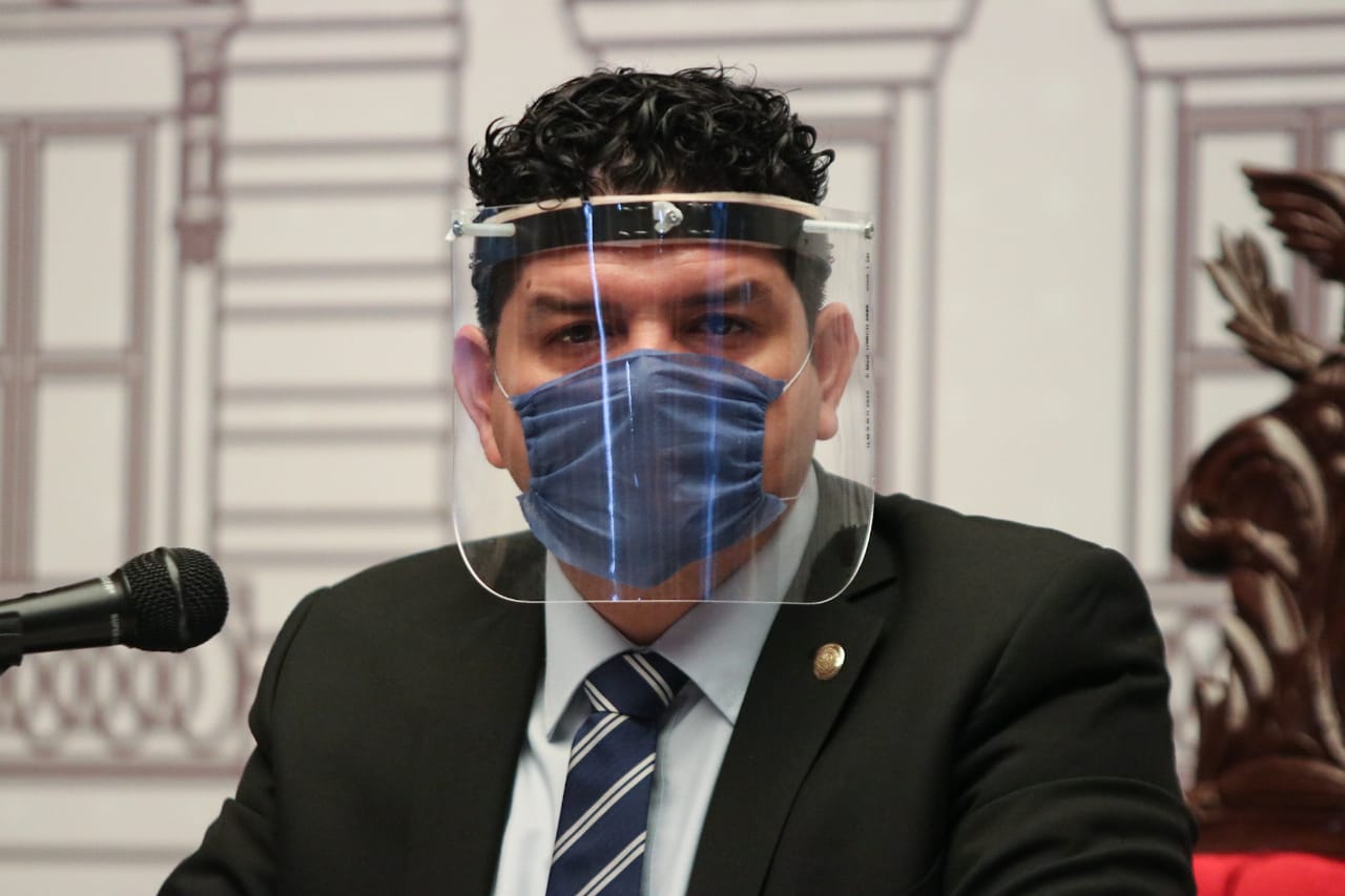  Toño Madriz se suma a las labores que conlleven a romper la cadena de contagio por COVID-19 en Múgica