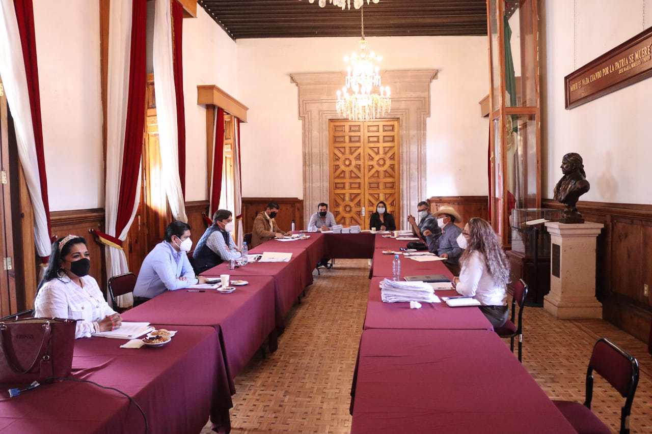  Sesionarán diputados los próximos tres días para desahogar 94 asuntos pendientes