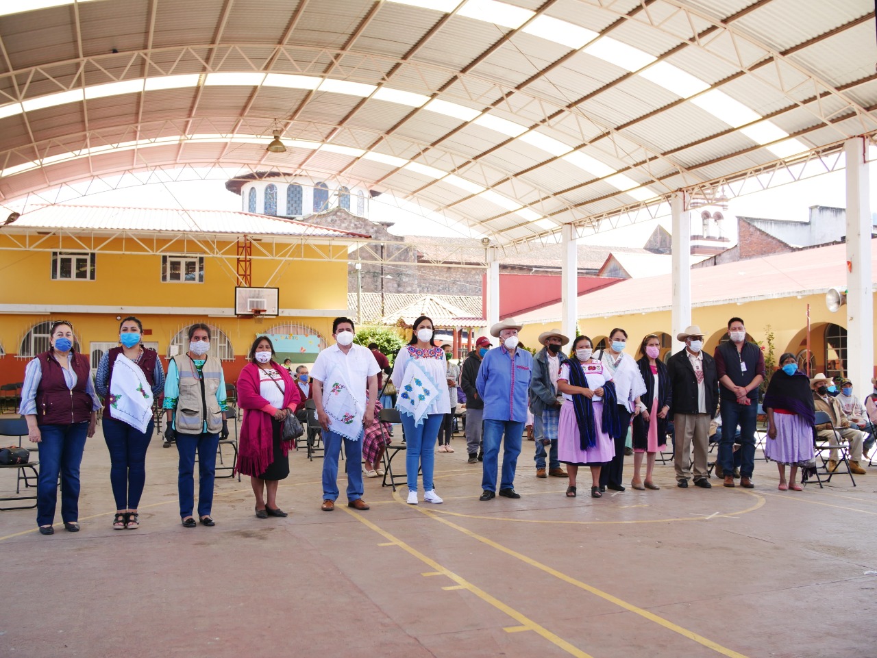  Reciben madres trabajadoras indígenas de Michoacán, apoyo para el cuidado de sus hijos