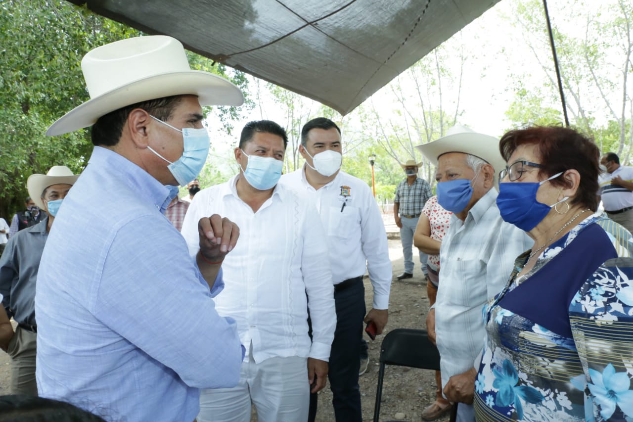 Cuidado y saneamiento de aguas, claves para el desarrollo: Silvano Aureoles