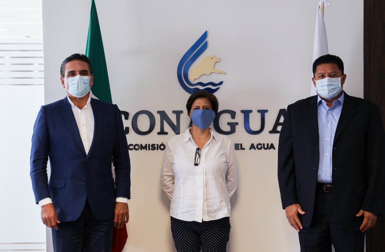  Invertir en obras hídricas garantiza un derecho humano: Silvano Aureoles