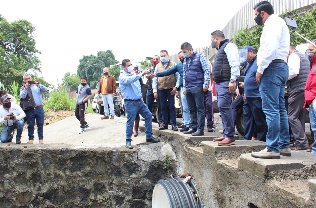 Para evitar inundaciones inicia construcción de colector pluvial en Uruapan
