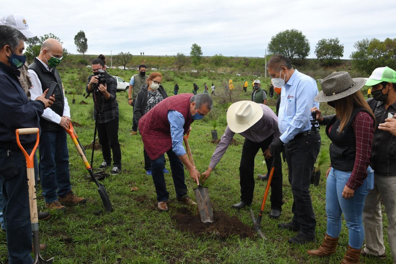  Raúl Morón inicia acciones para preservar el medio ambiente en Morelia