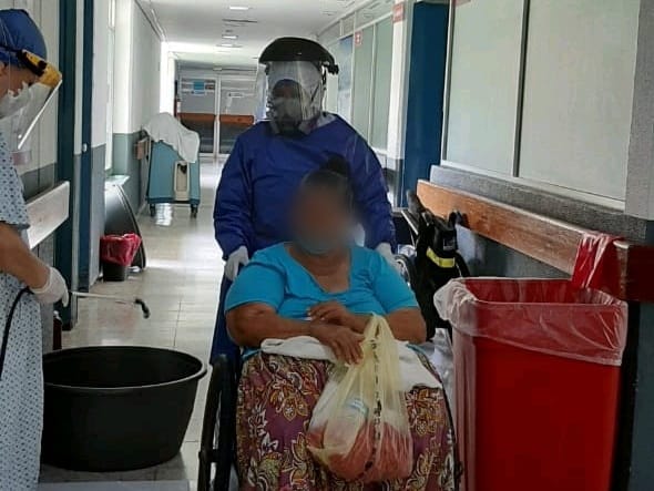  Mujer de 67 años vence COVID-19 en Lázaro Cárdenas