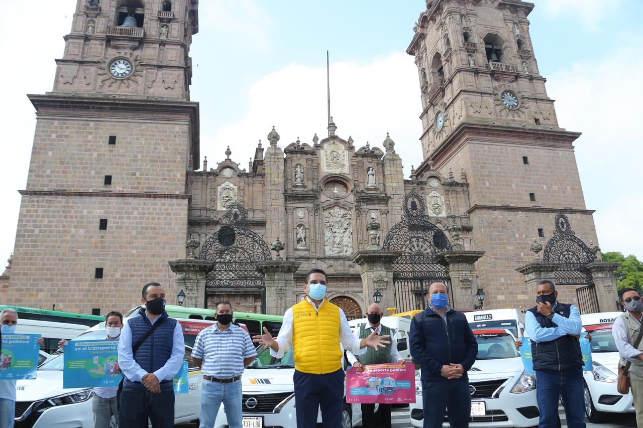  Dota Silvano Aureoles de protección sanitaria a operadores del transporte público